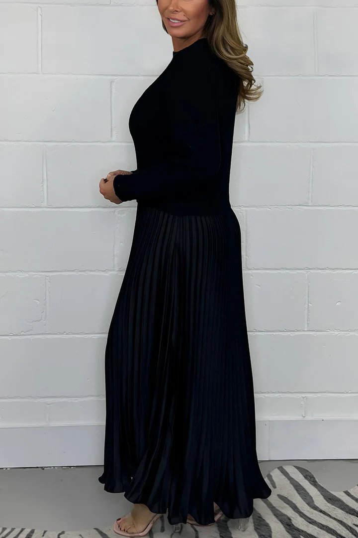 🔥Black Friday Promotion 50% OFF🔥Women’s Stylish and Elegant Round-neck Pleated Dress